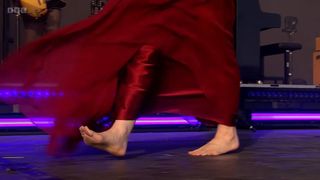 Gracie Abrams feet photo 5