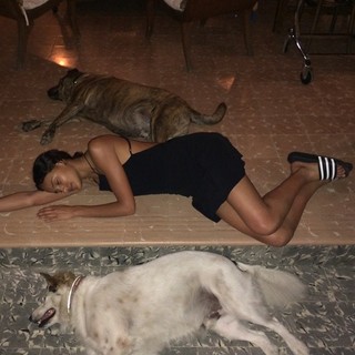 Gracie Carvalho feet photo 11