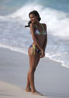 Gracie Carvalho feet photo 13