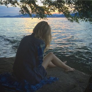 Gracie Dzienny feet photo 16