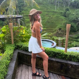 Gracie Dzienny feet photo 18