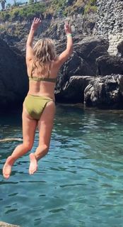 Gracie Dzienny feet photo 9