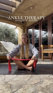 Gracie Kramer feet photo 15