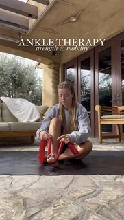 Gracie Kramer feet photo 13