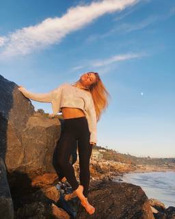 Gracie Kramer feet photo 8