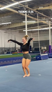 Gracie Kramer feet photo 4