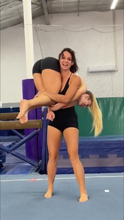 Gracie Kramer feet photo 1