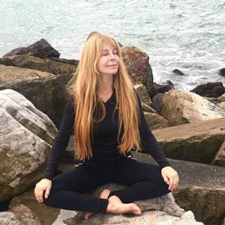 Graciela Alfano feet photo 1