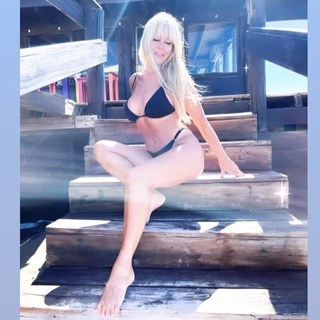 Graciela Alfano feet photo 12