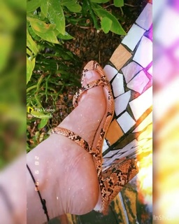 Gracy Goswami feet photo 17