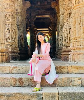 Gracy Goswami feet photo 8