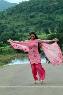 Gracy Singh feet photo 20