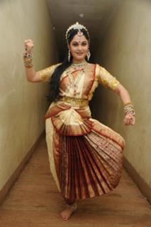 Gracy Singh feet photo 8