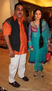 Gracy Singh feet photo 7