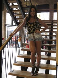 Gracyanne Barbosa feet photo thumbnail