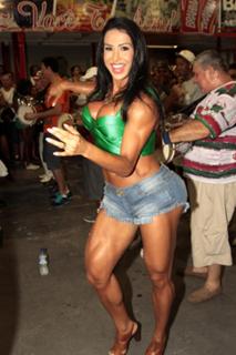 Gracyanne Barbosa feet photo thumbnail