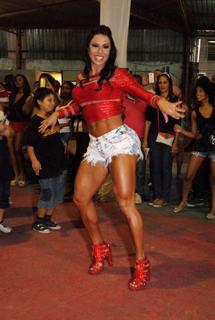 Gracyanne Barbosa feet photo thumbnail
