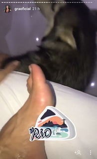 Gracyanne Barbosa feet photo thumbnail