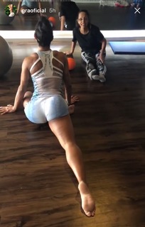 Gracyanne Barbosa feet photo thumbnail