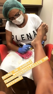 Gracyanne Barbosa feet photo thumbnail
