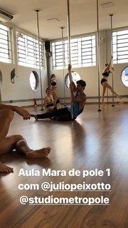 Gracyanne Barbosa feet photo thumbnail