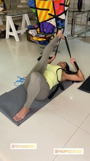 Gracyanne Barbosa feet photo thumbnail