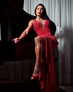 Gracyanne Barbosa feet photo thumbnail