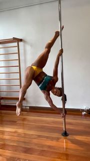 Gracyanne Barbosa feet photo thumbnail