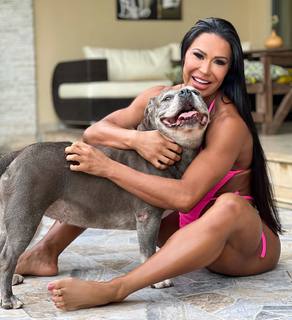 Gracyanne Barbosa feet photo thumbnail
