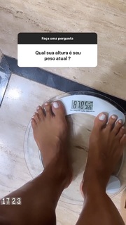 Gracyanne Barbosa feet photo thumbnail