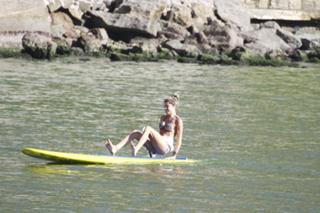 Grazi Massafera feet photo thumbnail