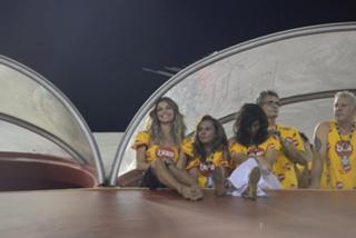 Grazi Massafera feet photo thumbnail