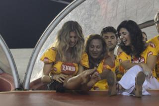 Grazi Massafera feet photo thumbnail