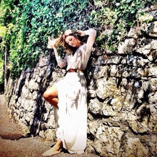 Grazi Massafera feet photo thumbnail
