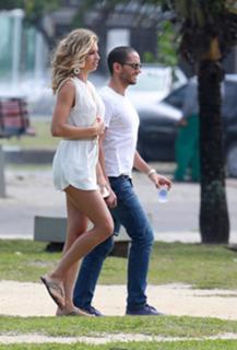 Grazi Massafera feet photo thumbnail