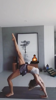Grazi Massafera feet photo thumbnail