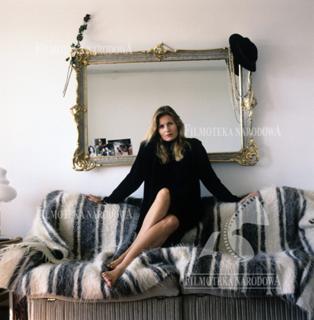 Grazyna Szapolowska feet photo 3