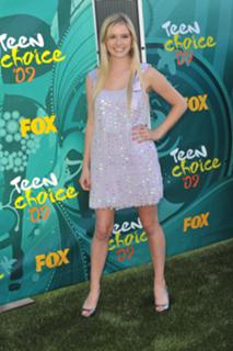 Greer Grammer feet photo thumbnail