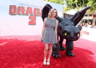 Greer Grammer feet photo thumbnail