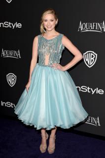 Greer Grammer feet photo thumbnail