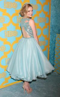 Greer Grammer feet photo thumbnail