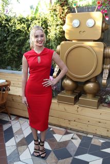 Greer Grammer feet photo thumbnail