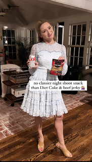 Greer Grammer feet photo thumbnail