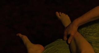 Greta Gerwig feet photo thumbnail