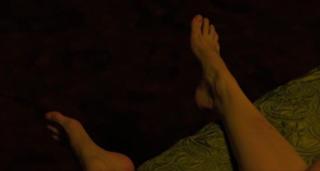 Greta Gerwig feet photo thumbnail