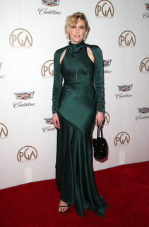 Greta Gerwig feet photo thumbnail