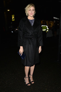 Greta Gerwig feet photo thumbnail