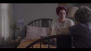 Greta Gerwig feet photo thumbnail