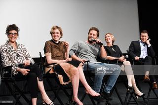 Greta Gerwig feet photo thumbnail