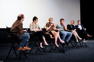 Greta Gerwig feet photo thumbnail